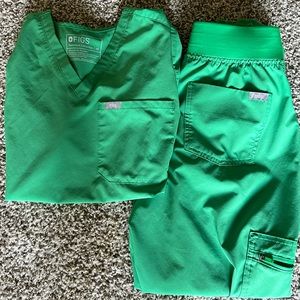 Safety Green figs set